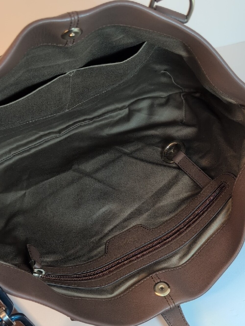 Bally Taupe/Brown Leather Vintage Tote Bag - Picture 10 of 16
